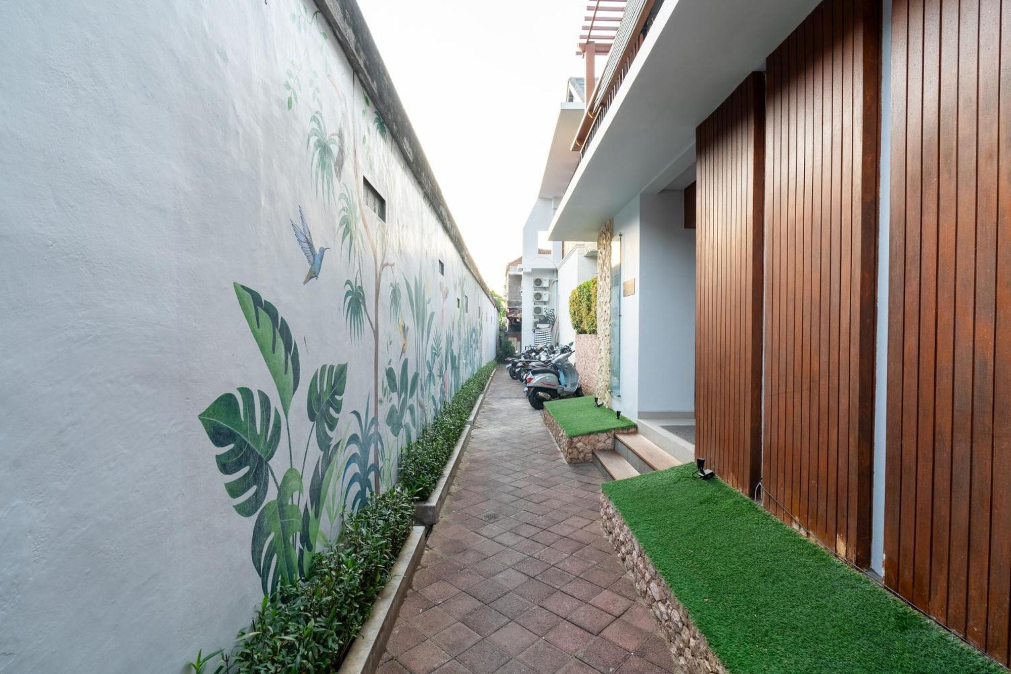 Mahesa Suites Seminyak Экстерьер фото